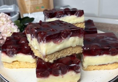 Pihe puha vaníliás-meggyes kocka