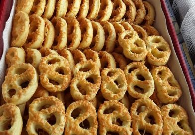 Nagyon finom ropogós sajtos perec