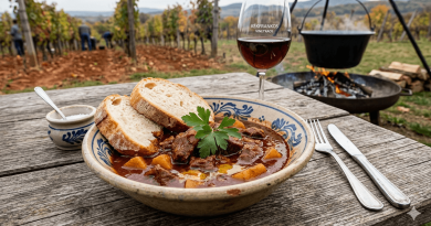 Az Igazi Szüreti Pincepörkölt: Tartalmas, Boros és Békebeli