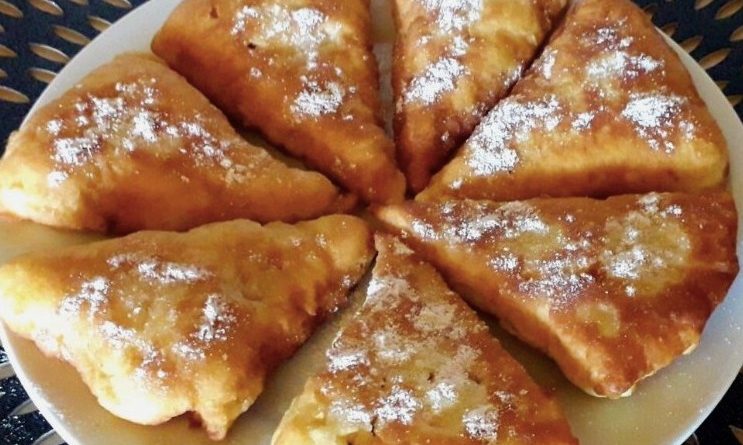 Villámgyors és kelesztés nélküli puha almás sütemény