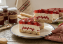 Sütés nélküli epres tejberizs szelet, amiért megőrül az internet! (A cukrászok titka lelepleződött!)